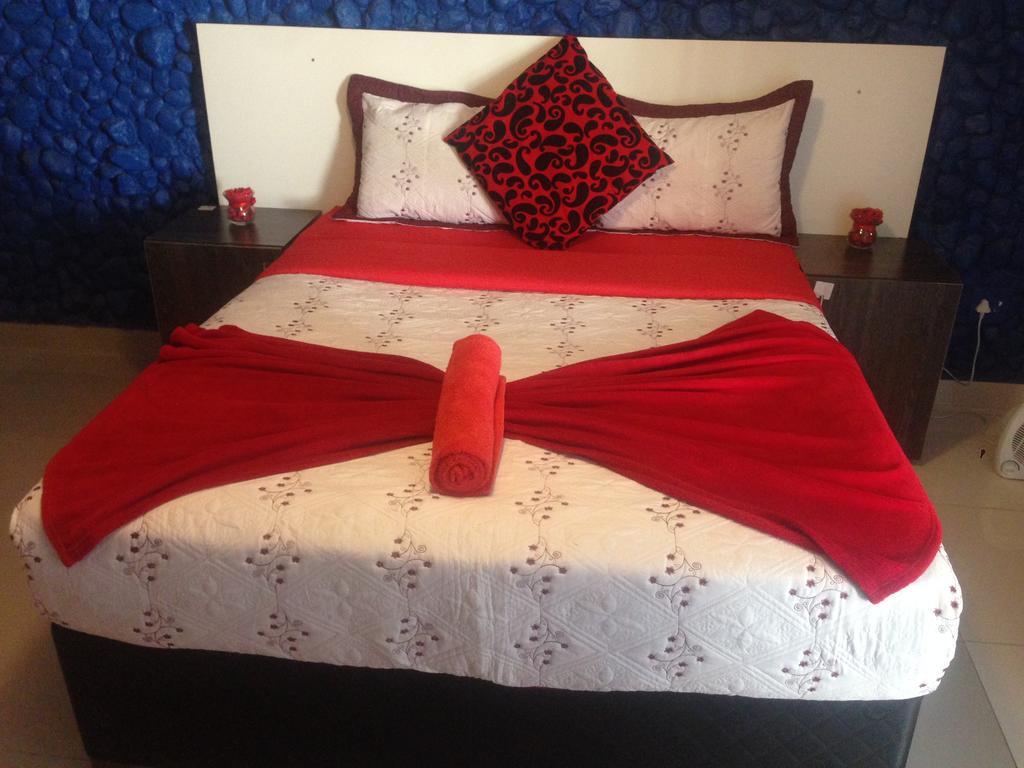 Tshedza Guest House Pretoria-Noord Exterior foto